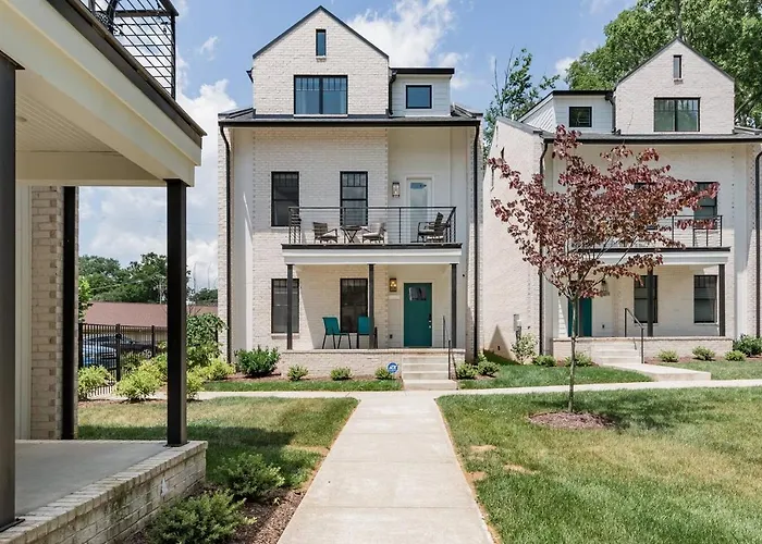 Brand New Luxury Home Near Downtown
