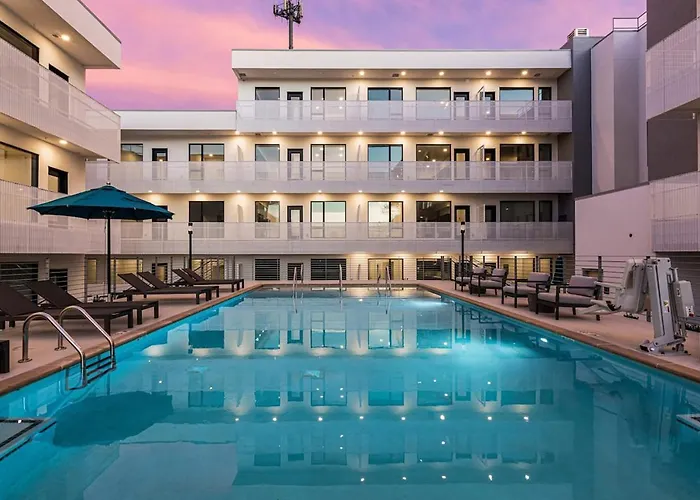 Chic Modern Nashville Condo Pool, Patio, Parking