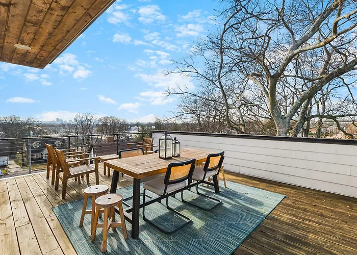Modern Luxury Rooftop Deck, 3 Mi To Downtown