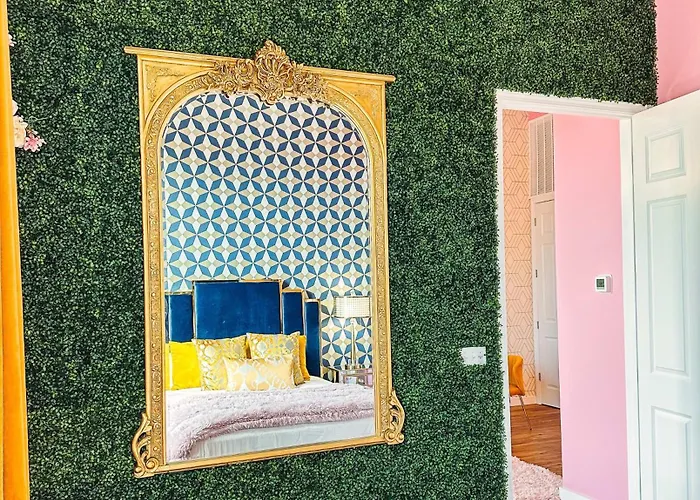 Dolly'S Art Deco - Luxe Stay Near Broadway